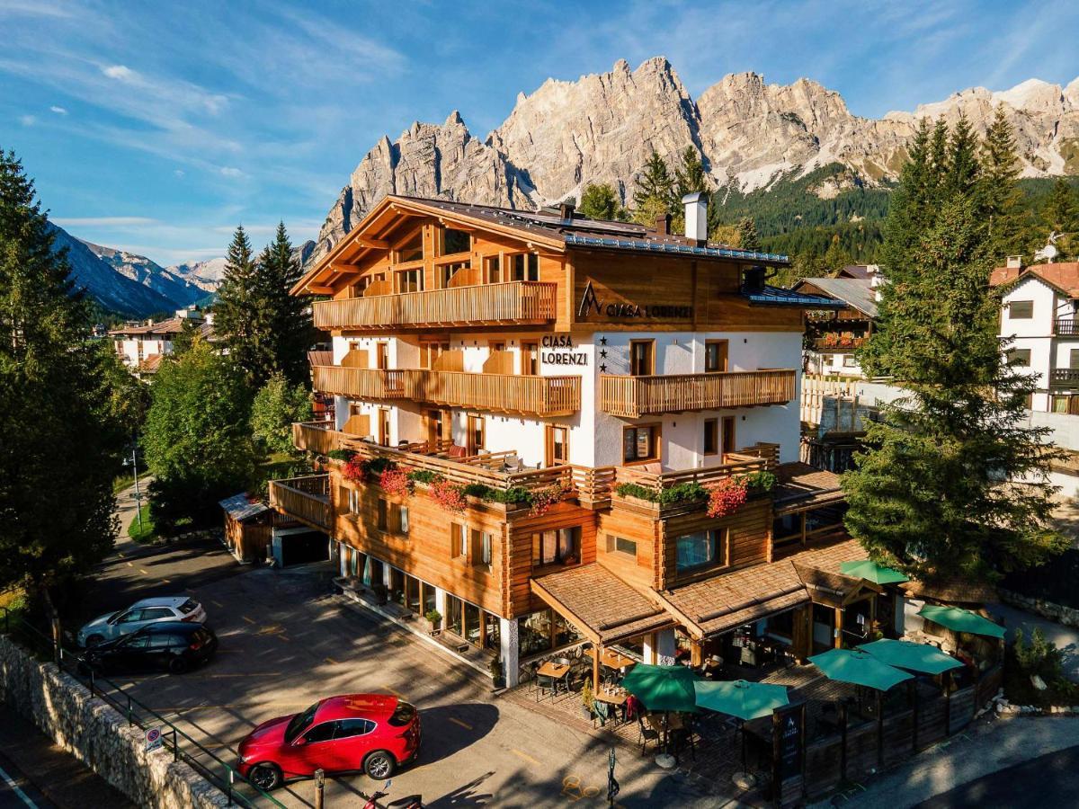 Hotel Ciasa Lorenzi กอร์ตินาดัมเปซโซ ภายนอก รูปภาพ